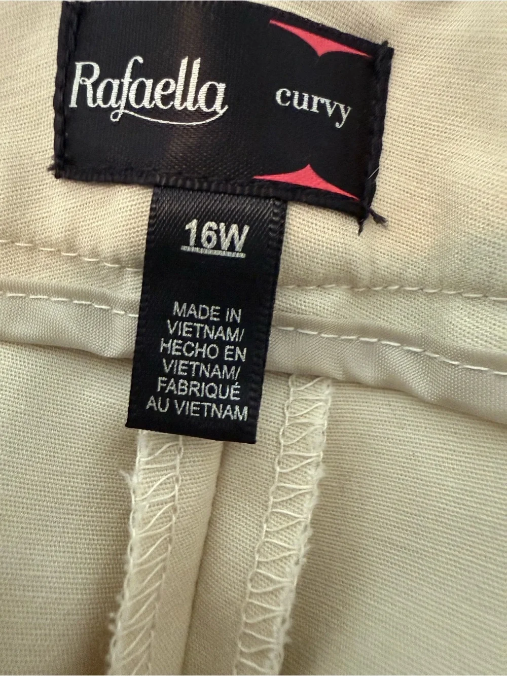 Rafaella | Light Beige Curvy Dress Pant Capris | Size 16W